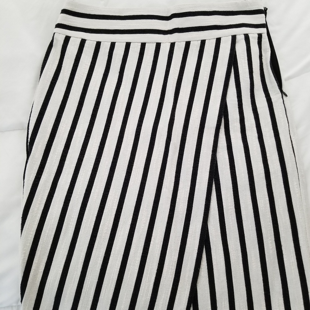 Ann Taylor linen blend skirt
